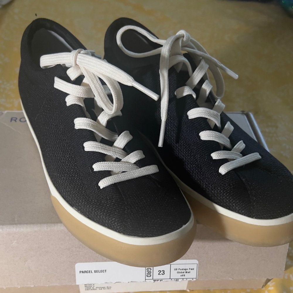 Rothy’s - The Lace Up Sneakers (Black)